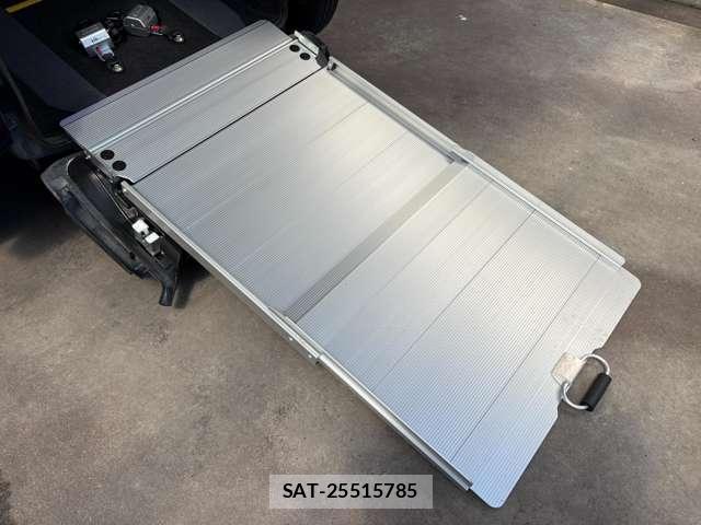 Daihatsu TANTO 2021-07 8691314-3