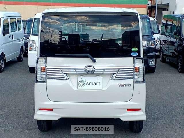 Daihatsu TANTO 2017-11 8691640-5