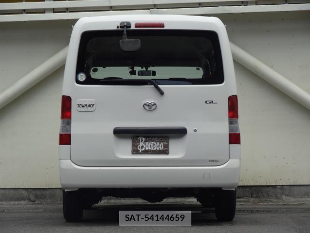 Toyota TOWNACE VAN 2011-08 8691145-16