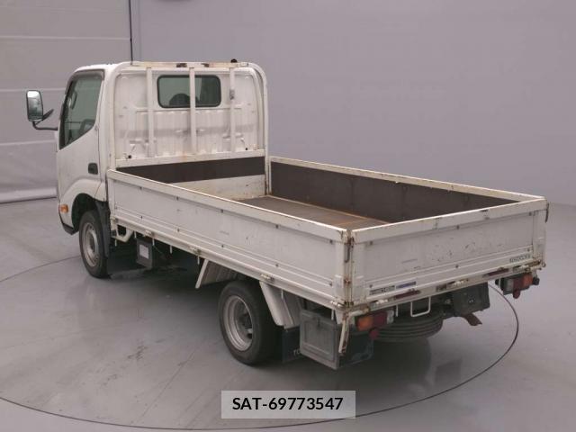 Toyota TOYOACE 2015-08 8691194-1