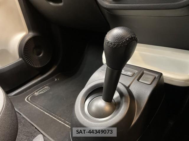 Renault TWINGO 2017-03 8691162-15