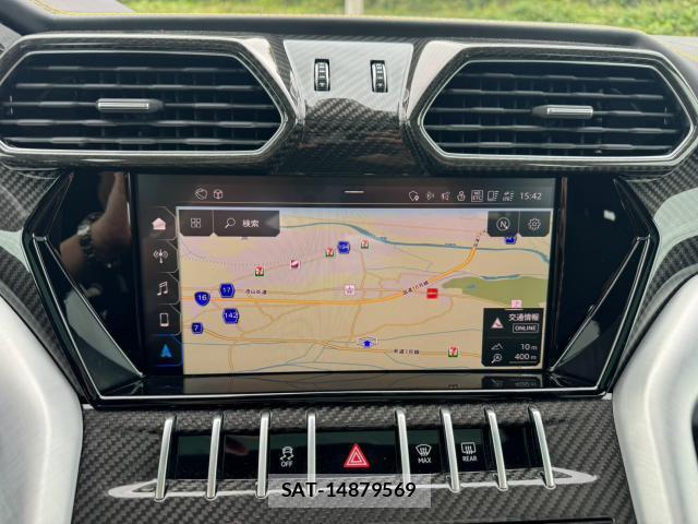 Lamborghini URUS 2022-02 8691092-4