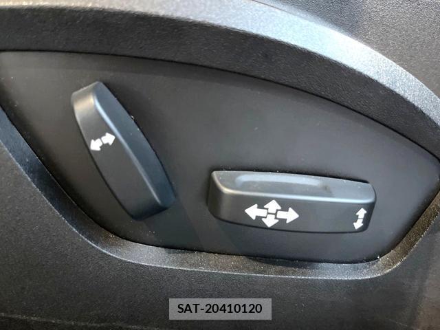 Volvo V40 2019-02 8691001-8