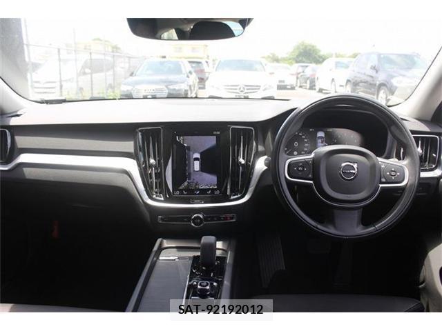 Volvo V60 2021-11 8691614-10