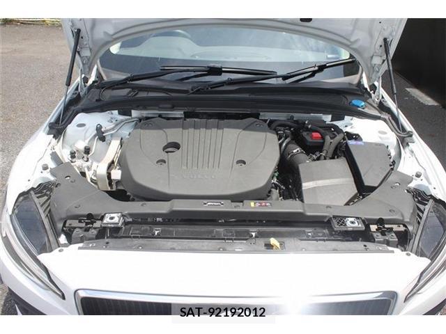 Volvo V60 2021-11 8691614-16