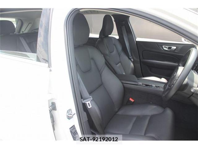 Volvo V60 2021-11 8691614-8