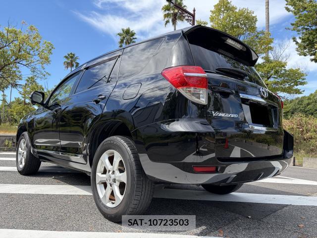 Toyota VANGUARD 2013-01 8690451-14