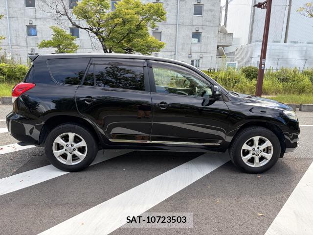 Toyota VANGUARD 2013-01 8690451-3