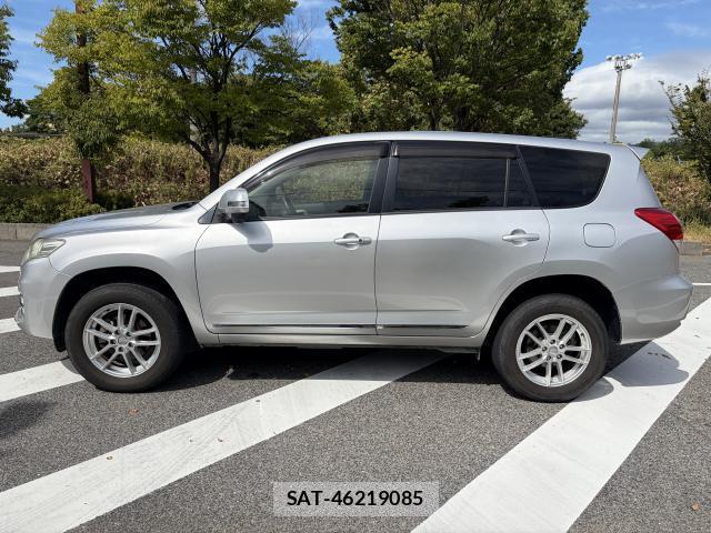 Toyota VANGUARD 2013-09 8690453-10