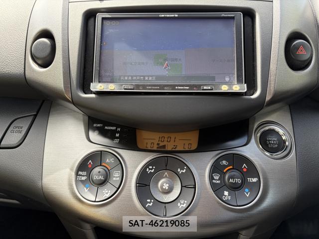 Toyota VANGUARD 2013-09 8690453-4