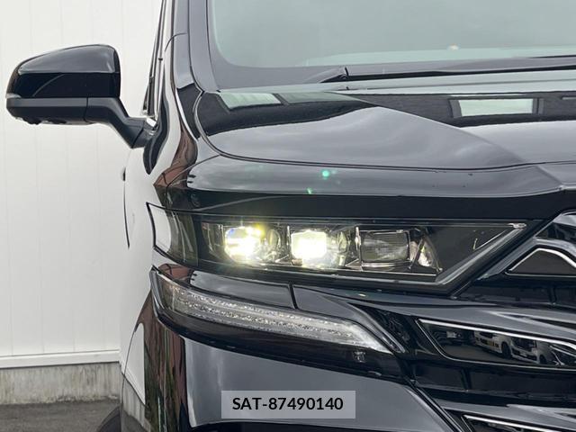 Toyota VELLFIRE 2025-11 8690682-13