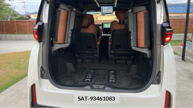 Toyota VELLFIRE 2024-11 8691295-17