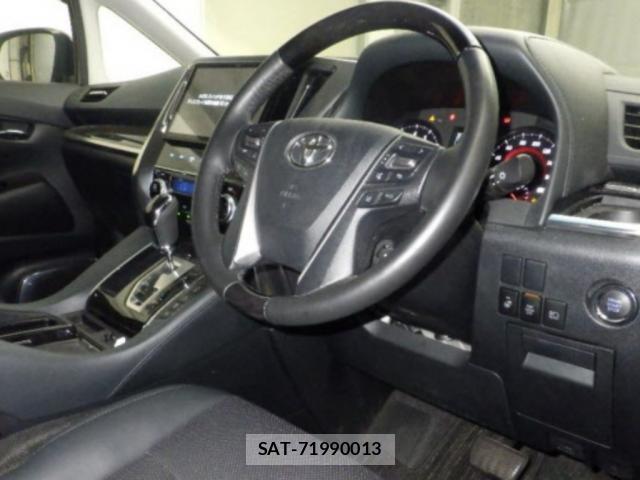 Toyota VELLFIRE 2019-05 8691326-2