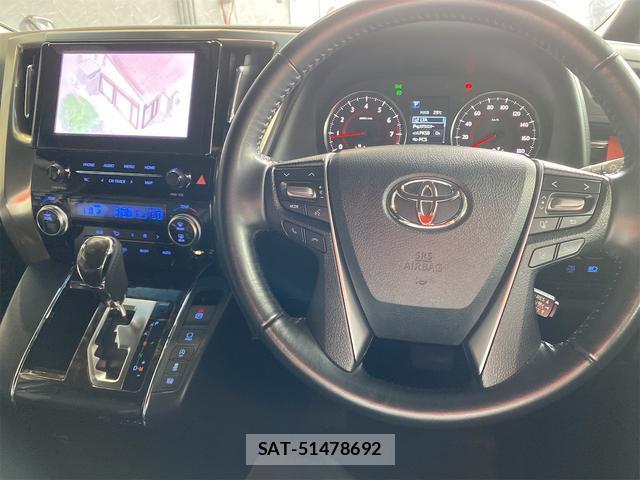 Toyota VELLFIRE 2021-06 8691581-14