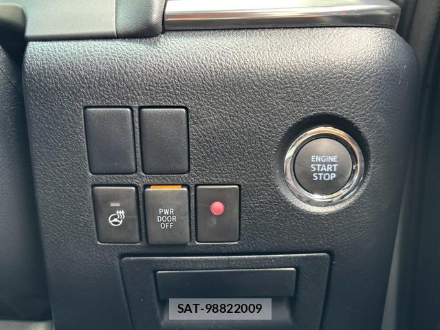 Toyota VELLFIRE 2017-06 8691587-12