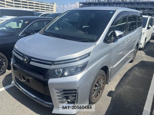 Toyota VOXY 2014-06 8690608-0