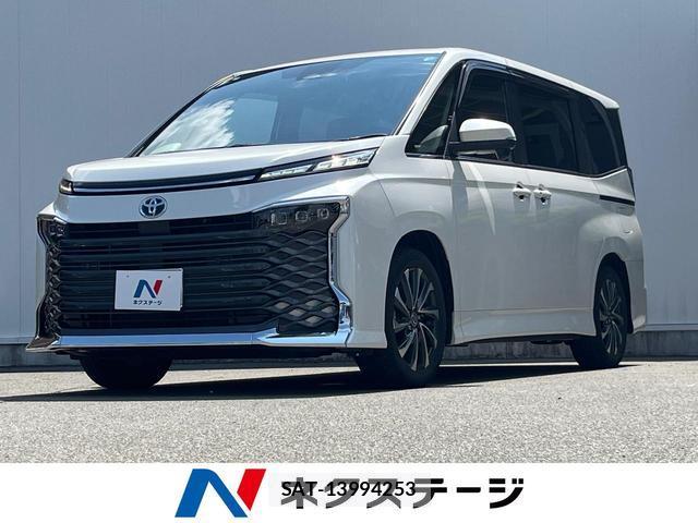 Toyota VOXY 2023-07 8690685-0
