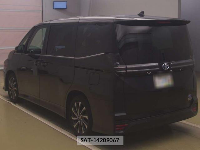 Toyota VOXY 2024-07 8690720-4
