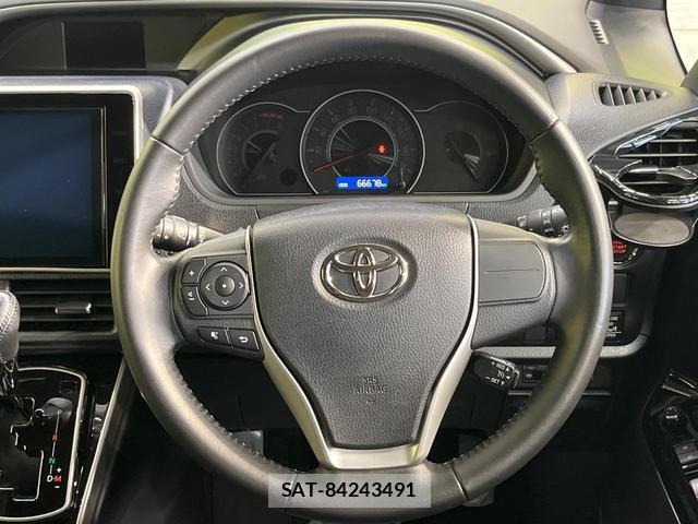 Toyota VOXY 2019-02 8690730-10