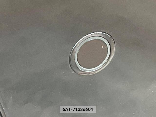 Toyota VOXY 2022-08 8690823-4