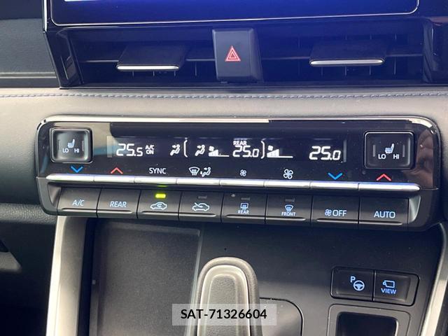 Toyota VOXY 2022-08 8690823-5