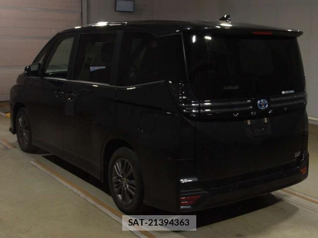 Toyota VOXY 2022-07 8690929-1
