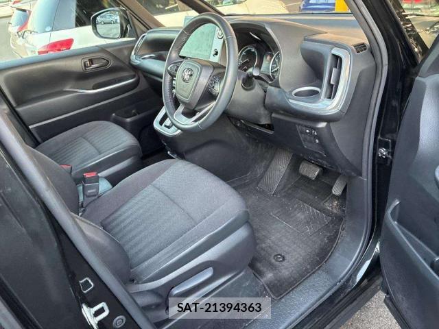 Toyota VOXY 2022-07 8690929-2