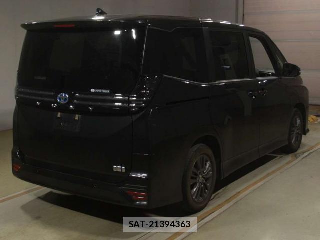 Toyota VOXY 2022-07 8690929-9