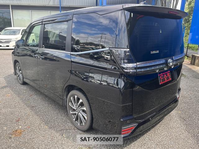 Toyota VOXY 2022-04 8691055-7