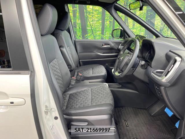 Toyota VOXY 2023-11 8691069-7