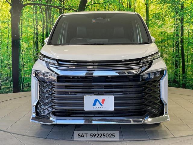 Toyota VOXY 2025-04 8691138-13