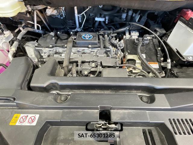 Toyota VOXY 2024-05 8691140-17