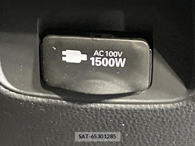 Toyota VOXY 2024-05 8691140-5