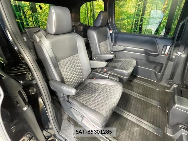 Toyota VOXY 2024-05 8691140-7