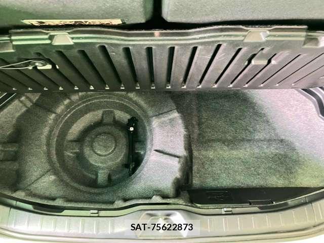 Toyota VOXY 2020-12 8691240-14