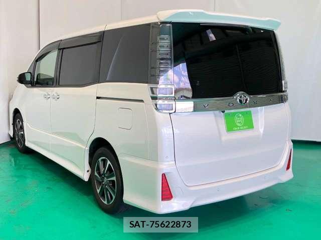 Toyota VOXY 2020-12 8691240-15