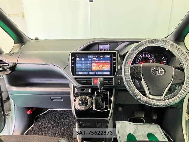 Toyota VOXY 2020-12 8691240-2