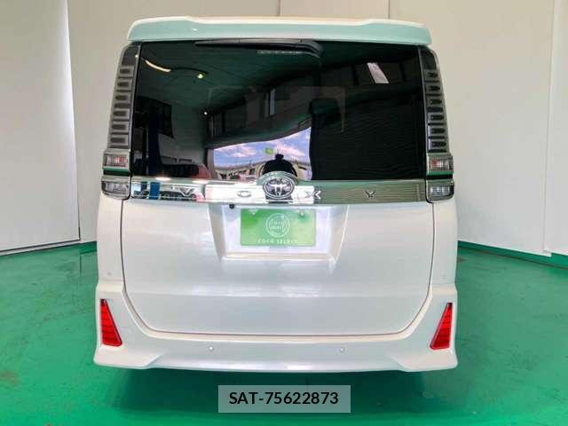 Toyota VOXY 2020-12 8691240-3