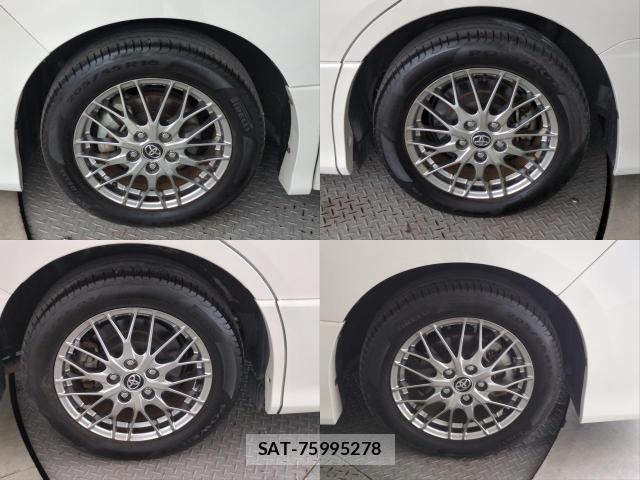 Toyota VOXY 2017-06 8691569-8