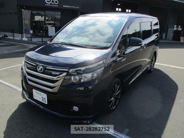 Toyota VOXY 2014-07 8691607-2