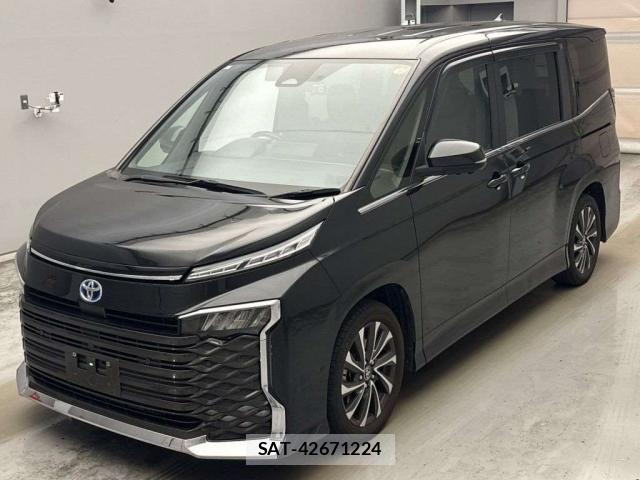 Toyota VOXY 2023-08 8691853-0