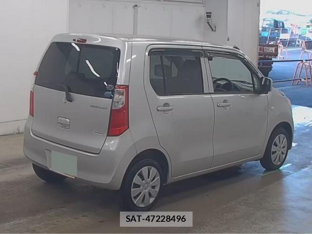 Suzuki WAGON R 2014-07 8691895-1