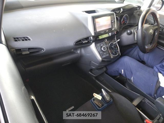 Toyota WISH 2013-11 8691361-2