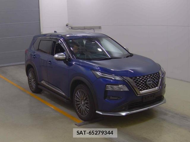 Nissan X-TRAIL 2023-06 8690943-0