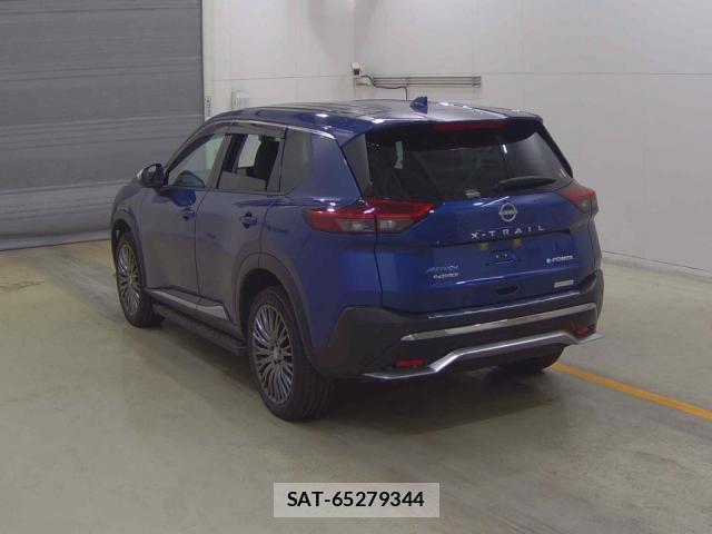 Nissan X-TRAIL 2023-06 8690943-1