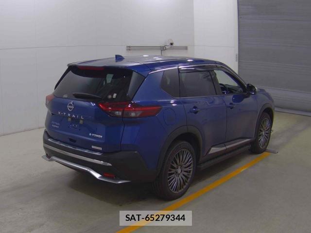Nissan X-TRAIL 2023-06 8690943-6