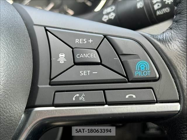 Nissan X-TRAIL 2018-08 8690983-12