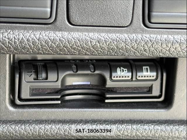 Nissan X-TRAIL 2018-08 8690983-19