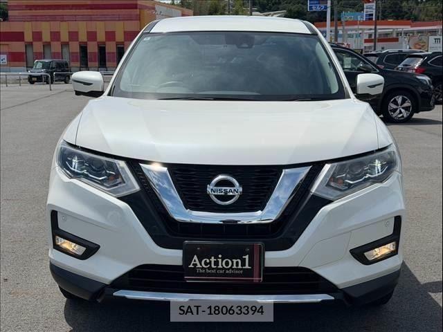 Nissan X-TRAIL 2018-08 8690983-2