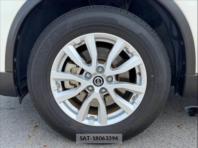 Nissan X-TRAIL 2018-08 8690983-6